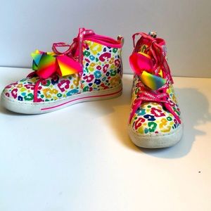 Jojo Siwa rainbow shoes. Girls size 2
